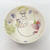 Barbara Guldenaar: Dancing queen (2023) (onder)glazuur op aardewerk, Ø21 x 9,5 cm. 160 euro