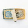 Edith Madou: Visdoosje, keramiek, 7 x 14 x 5 cm. 70 euro