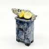 Edith Madou: Small diner, keramiek, 11 x 5 x 10 cm. 125 euro