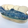 Edith Madou: Breakfast, keramiek, 10 x 32 x 22 cm. 350 euro