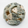 Gerrie Lulof: Visbol (2025), aardewerk, 11 x 14 x 14 cm. 175 euro