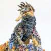 Gerrie Lulof: Zeepaard op koraal (2026), steengoed/porselein, 23 x 16 x 12 cm. 350 euro
