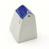 Jacqueline Tijssen: Minihuisje, porselein, 6 x 4 x 3 cm. 18 euro