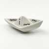 Jacqueline Tijssen: Minivouwbootje, porselein, 5 x 9 x 5 cm. 20 euro