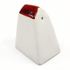 Jacqueline Tijssen: Minihuisje, porselein, 6 x 4 x 3 cm. 18 euro