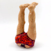 Jeannet Klement: Wall Swimmer (2026), aardewerk, 6 x 13 x 7 cm. 195 euro