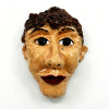 Jeannet Klement: Wandportretje (2022), aardewerk, 11 x 8 x 4 cm. 75 euro