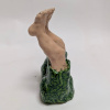 Jeannet Klement: Wall Swimmer (2026), aardewerk, 6 x 12 x 7 cm. 195 euro