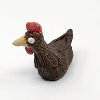 Jolet Leenhouts: Kip, keramiek, 5 x 7 x 3 cm. 35 euro