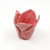 Jolet Leenhouts: Roze tulp F (2024), aardewerk, ca 7 cm. 35 euro