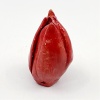 Jolet Leenhouts: Rode tulp C (2024), aardewerk, ca 7 cm. 35 euro