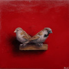 Marc van der Zwet: twee mussen op plankje op vierkant rood, olieverf op mdf, 20 x 20 cm. 450 euro