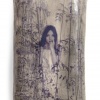 Marieke Peters: Pulling back, mixed media op keramiek, 11 x 6 x 2 cm. 180 euro