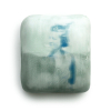Marieke Peters: Shape of the wind, mixed media op keramiek, 6,5 x 5,5 x 2 cm. 130 euro