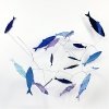 Maurice Christo van Meijel: Schooltje blauw XIII (2024) papier, drukinkt en draad, circa 30 x 20 x 10 cm. 150 euro