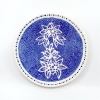 zonder titel (2023) (onder)glazuur op aardewerk, Ø 16 cm. 75 euro