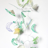 Maurice Christo van Meijel: Tulpboeket (2025) drukinkt, kunstsof en draad, circa 35 x 20 x 15 cm. 225 euro