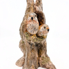 Gerrie Lulof: Torenvalken (2025), aardewerk, 28 x 17 x 16 cm.